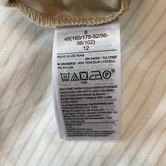 NWOT Gap 5” Soft Suit Shorts - Picture 11 of 11